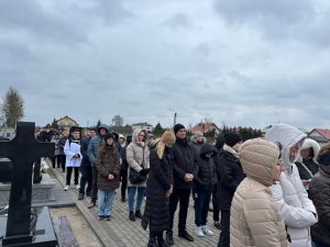 „Ja jestem zmartwychwstaniem i życiem. Kto we Mnie wierzy, choćby i umarł, żyć b (7)