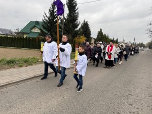 „Ja jestem zmartwychwstaniem i życiem. Kto we Mnie wierzy, choćby i umarł, żyć b (3)