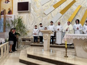 „Jeżeli więc Ja, Pan i Nauczyciel, umyłem wam nogi, to i wy powinniście sobie na (3)