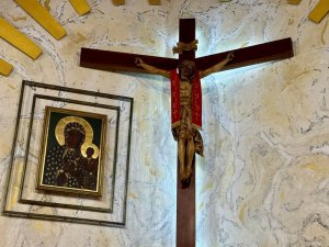 „Chrystus zmartwychwstał, a życie już nie jest bezsensem. Śmierć została pokonan (3)