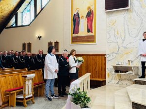 „Królowo Polski. Królowo Korony Polskiej! Królowo Ojczyzny naszej, roztaczaj opi (2)