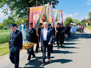 „Kto spożywa moje Ciało i pije moją Krew, ma życie wieczne, a Ja go wskrzeszę w  (6)