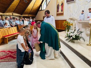 Poświęcenie tornistrów i przyborów szkolnych  (9)