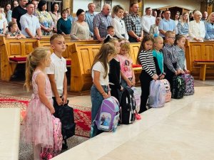 Poświęcenie tornistrów i przyborów szkolnych  (2)