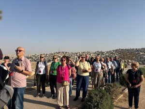 Po modlitwie wyruszyliśmy, by poznać serce Jordanii – Amman. Spacerując po staro (12)