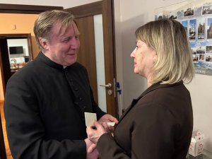 „Lecz kto by między wami chciał stać się wielkim, niech będzie waszym sługą. (9)