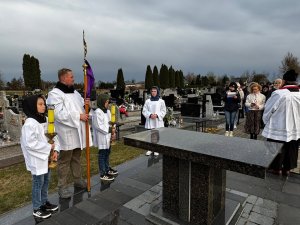 „Krzyż bez krzyża się nie niesie” (6)