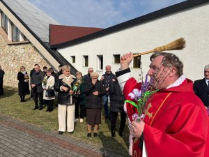 „Bądźmy wierni jak aniołowie i dzieci, wołając do Zwycięzcy śmierci: Hosanna na  (6)