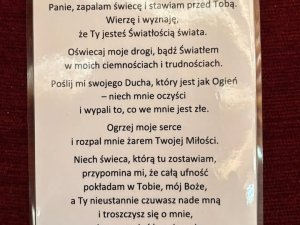 W naszym kościele od dzisiejszej niedzieli mamy świecznik wotywny. ? (3)