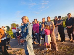 „Gdzie są dwaj albo trzej zebrani w imię moje, tam jestem pośród nich.” (Mt 18,2 (5)